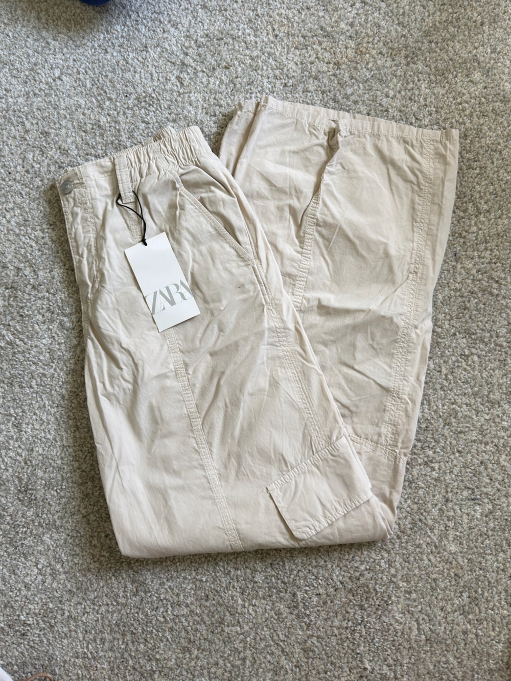 Zara wide leg cream cargo pants